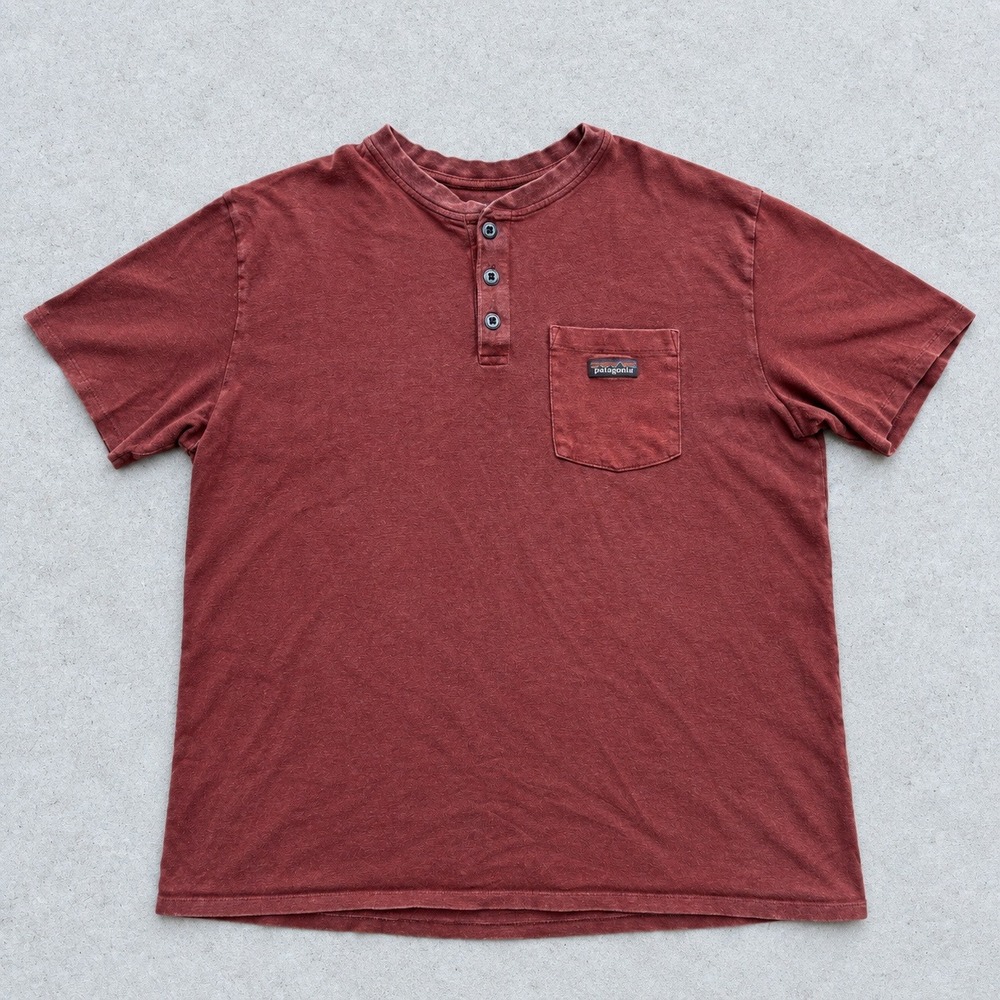 Patagonia Short Sleeve Henley Shirt Rust Red Pocket Logo Size Large Hemp